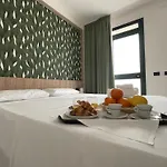 Aquasole Отель Mercallo
